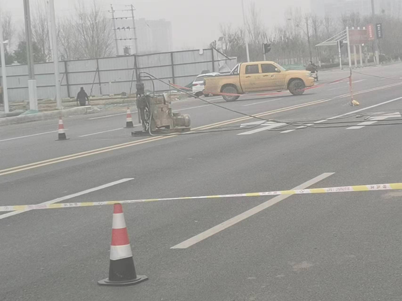 库车公路路基沉陷注浆